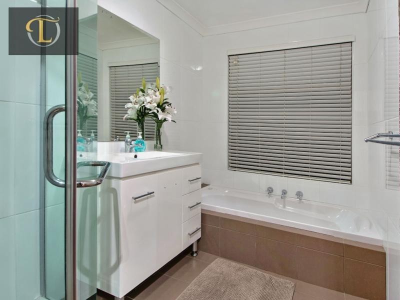 50 Castlecrag Drive, Kallaroo WA 6025