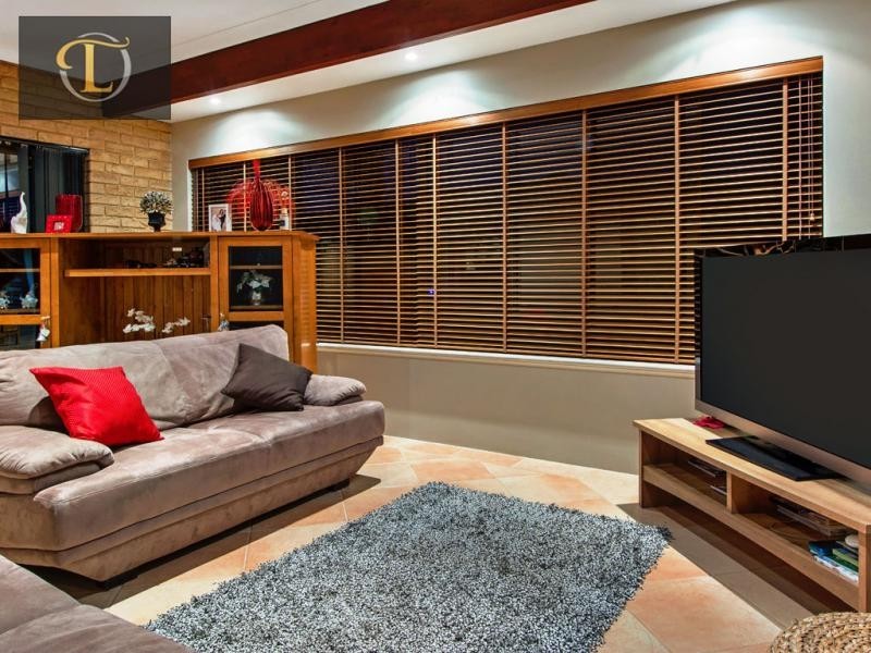 50 Castlecrag Drive, Kallaroo WA 6025