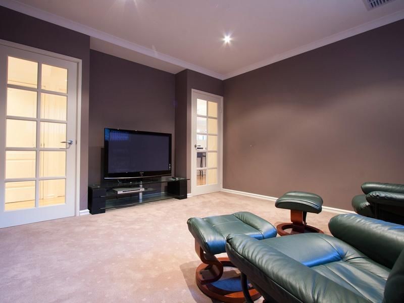 12 Cinnamon Road, Gwelup WA 6018