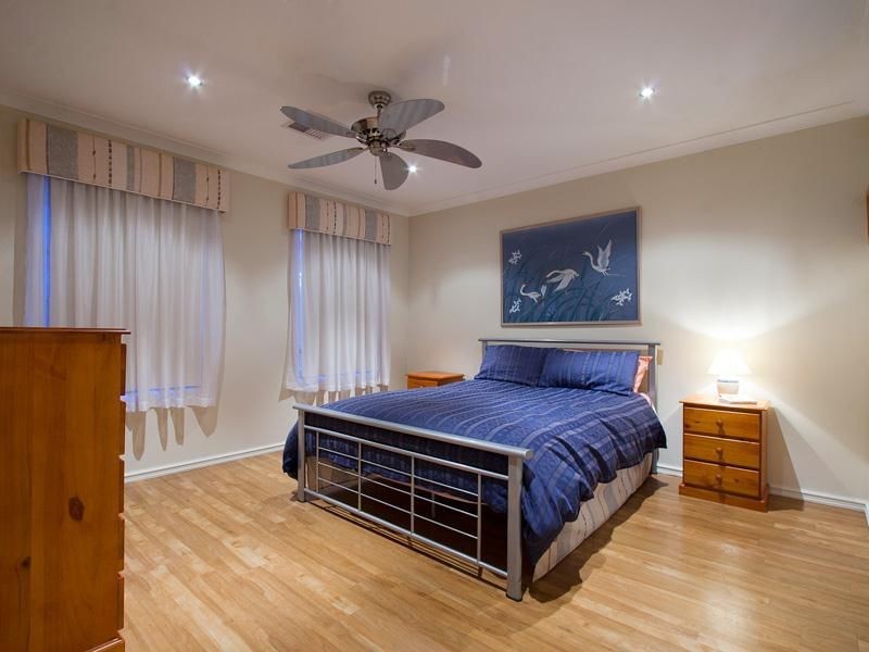 12 Cinnamon Road, Gwelup WA 6018