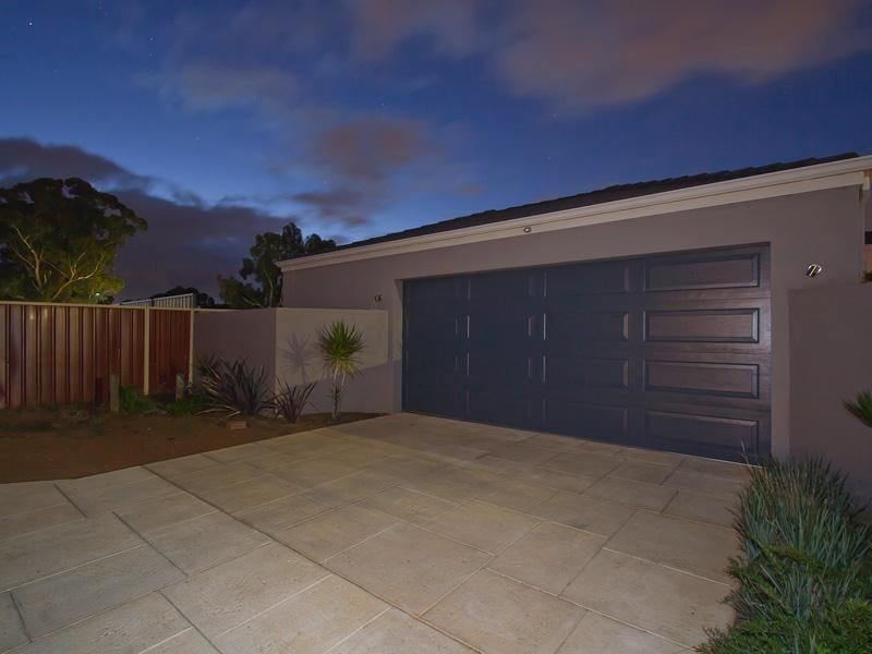 12 Cinnamon Road, Gwelup WA 6018