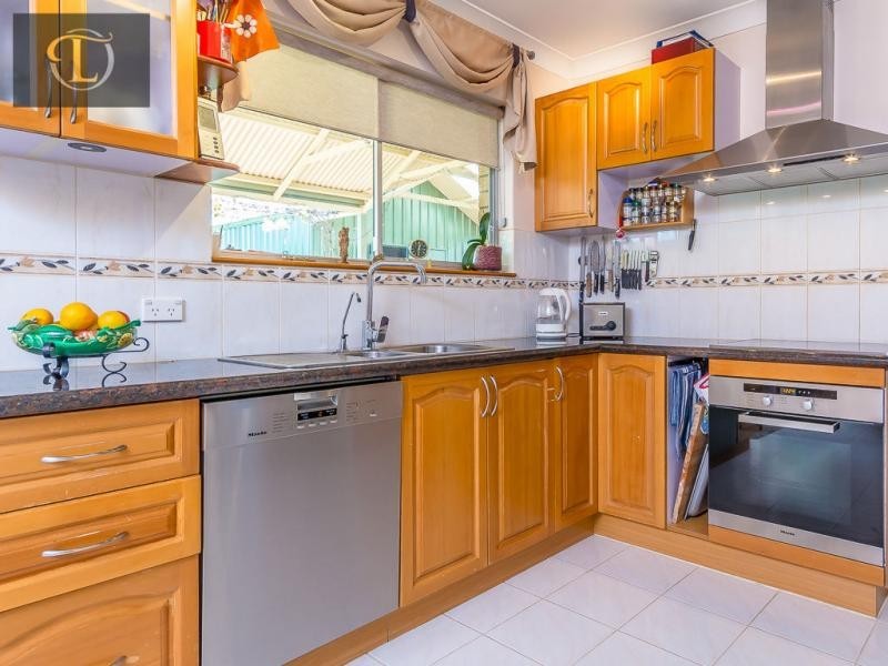 7 Turnatt Way, Wanneroo WA 6065