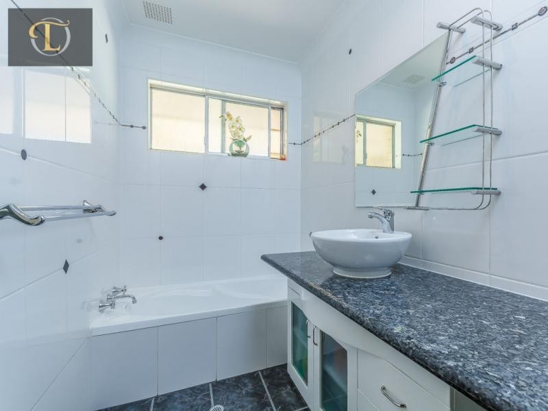 7 Turnatt Way, Wanneroo WA 6065