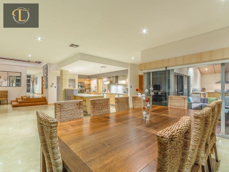 42 Lighthouse Parade, Mindarie WA 6030