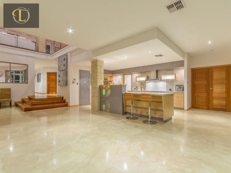 42 Lighthouse Parade, Mindarie WA 6030