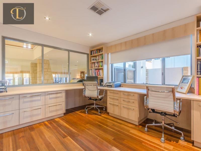 42 Lighthouse Parade, Mindarie WA 6030