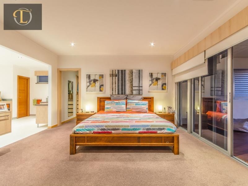 42 Lighthouse Parade, Mindarie WA 6030