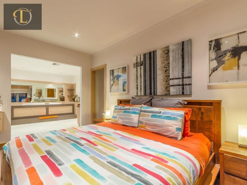 42 Lighthouse Parade, Mindarie WA 6030