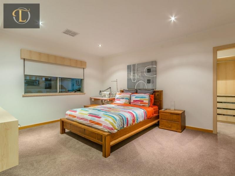 42 Lighthouse Parade, Mindarie WA 6030