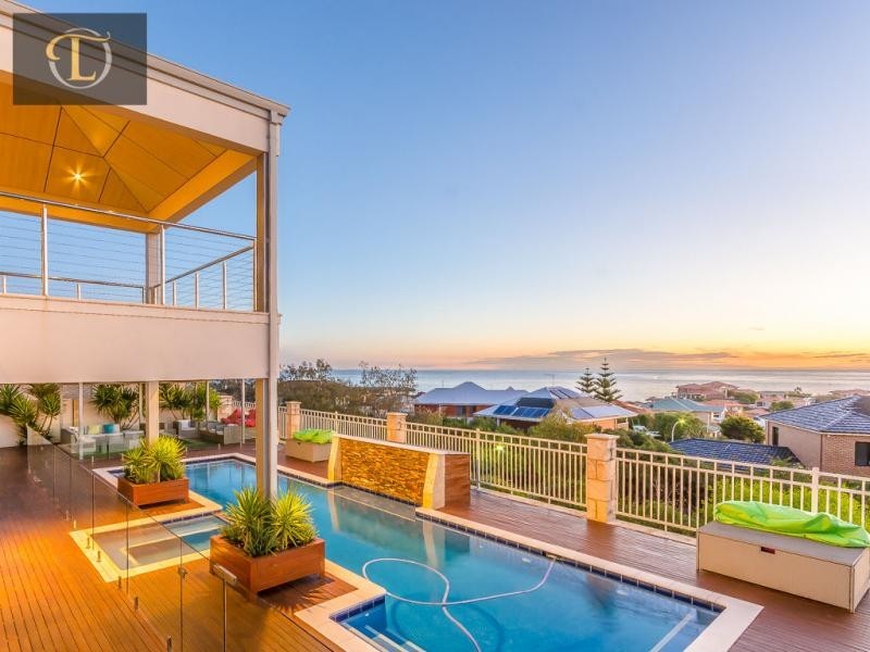 42 Lighthouse Parade, Mindarie WA 6030