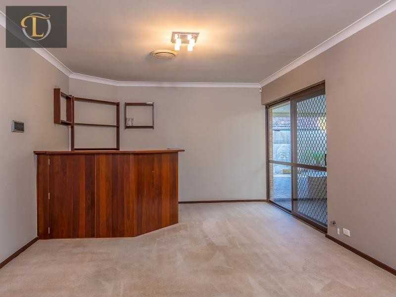 26 Trappers Drive, Woodvale WA 6026