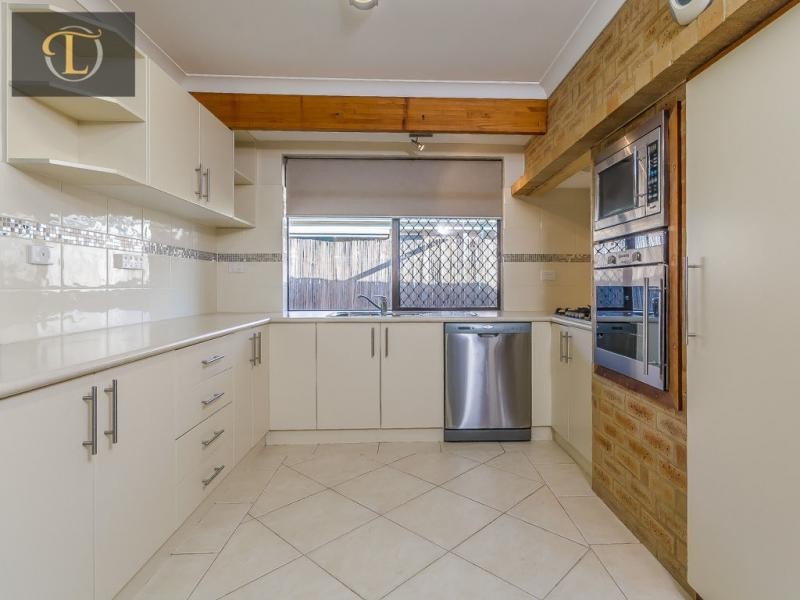 26 Trappers Drive, Woodvale WA 6026