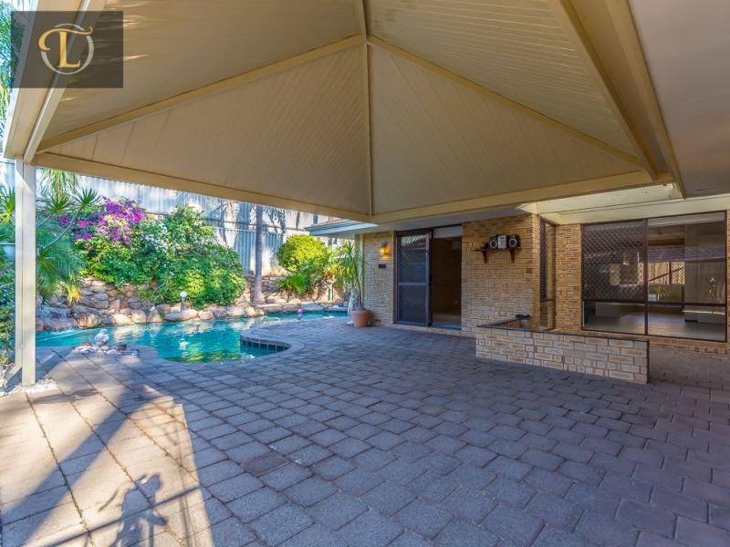 26 Trappers Drive, Woodvale WA 6026