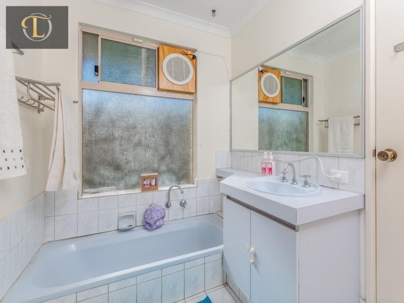 26 Watheroo Court, Ballajura WA 6066