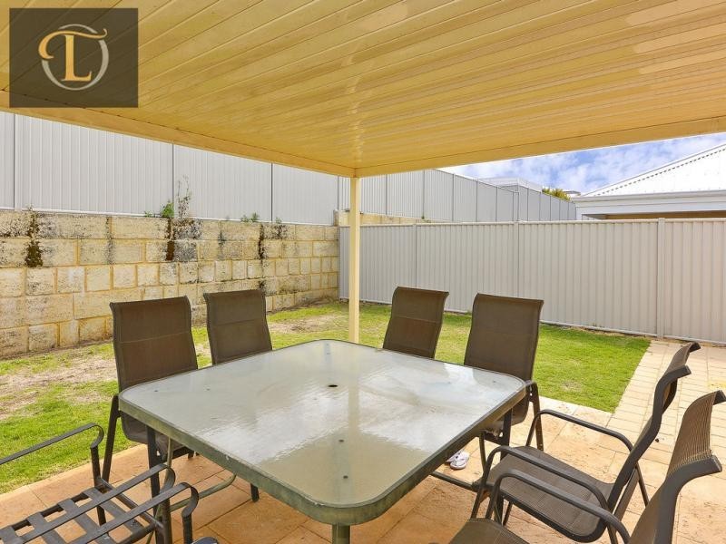 20 Leeway Loop, Alkimos WA 6038