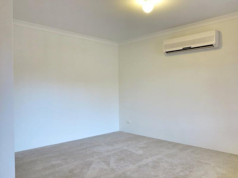 11/11 Firetail Place, Kenwick WA 6107