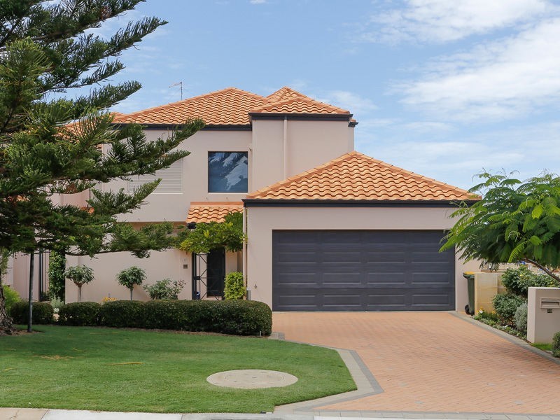 23 Rosslare Promenade, Mindarie WA 6030