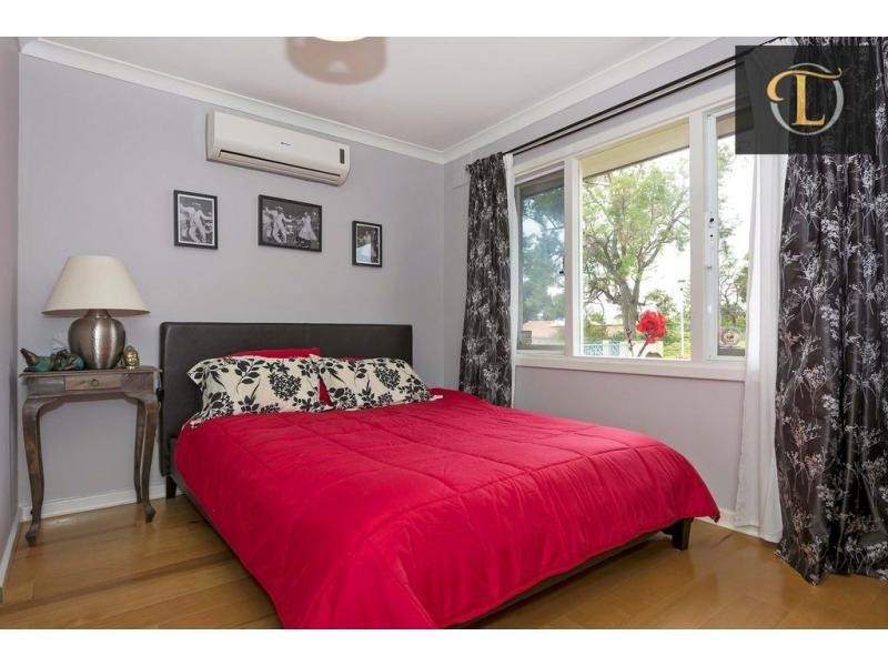 1/17 Westbrook Way, Girrawheen WA 6064