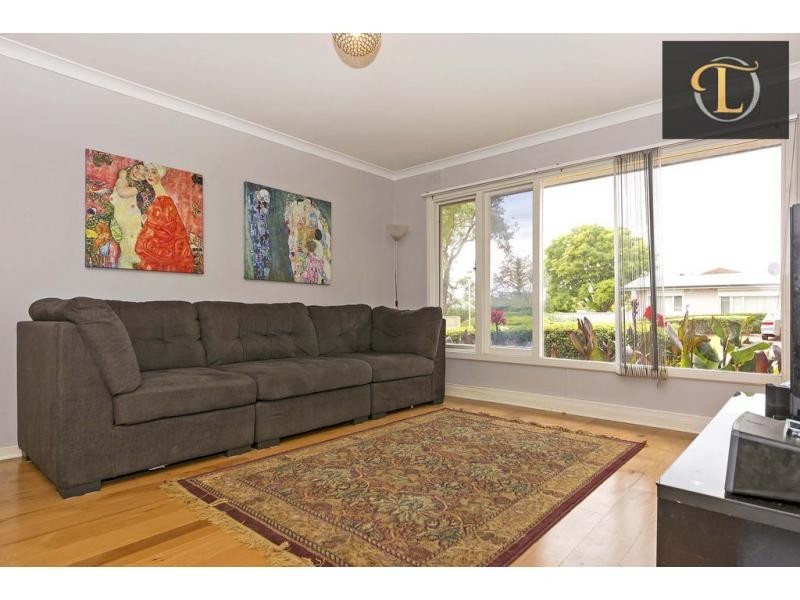 1/17 Westbrook Way, Girrawheen WA 6064