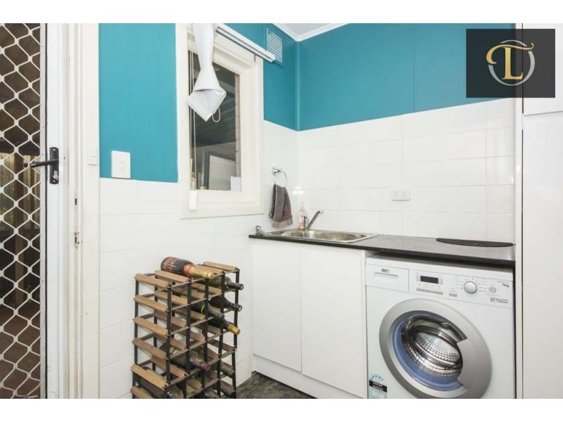 1/17 Westbrook Way, Girrawheen WA 6064