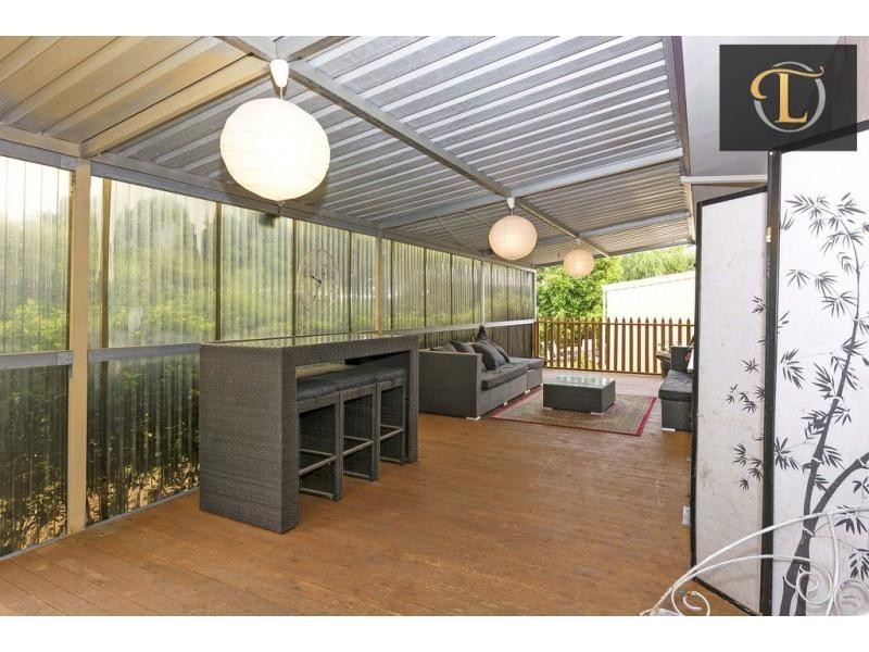 1/17 Westbrook Way, Girrawheen WA 6064