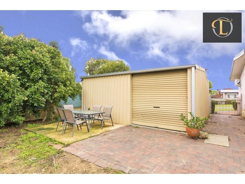 1/17 Westbrook Way, Girrawheen WA 6064