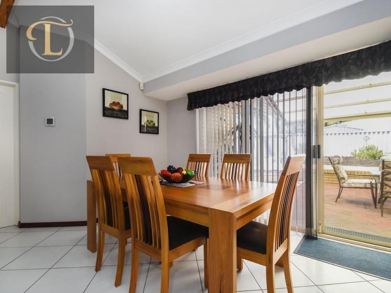 15 Picton Terrace, Alexander Heights WA 6064