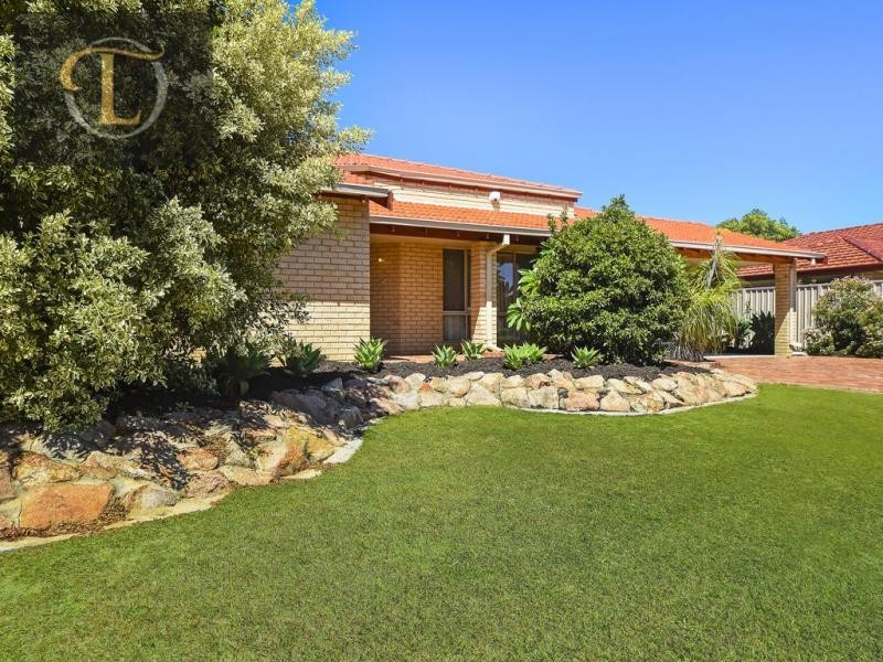 15 Picton Terrace, Alexander Heights WA 6064