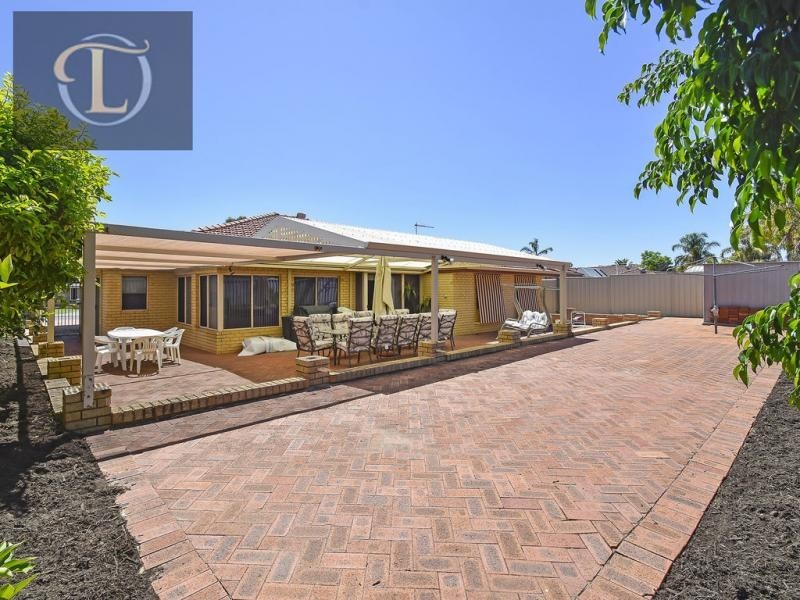 15 Picton Terrace, Alexander Heights WA 6064