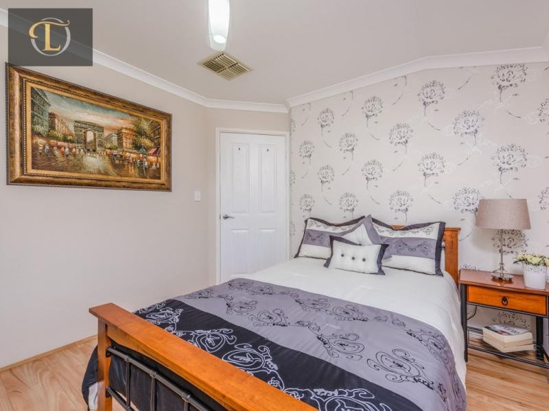 10 Mal Bay Court, Mindarie WA 6030