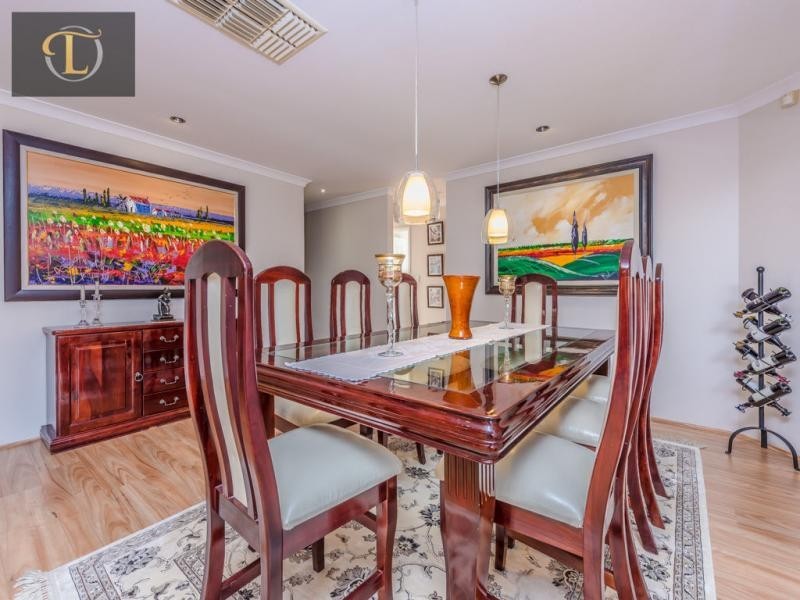 10 Mal Bay Court, Mindarie WA 6030