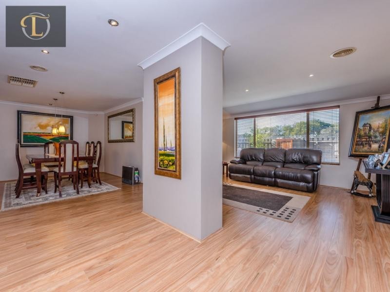 10 Mal Bay Court, Mindarie WA 6030