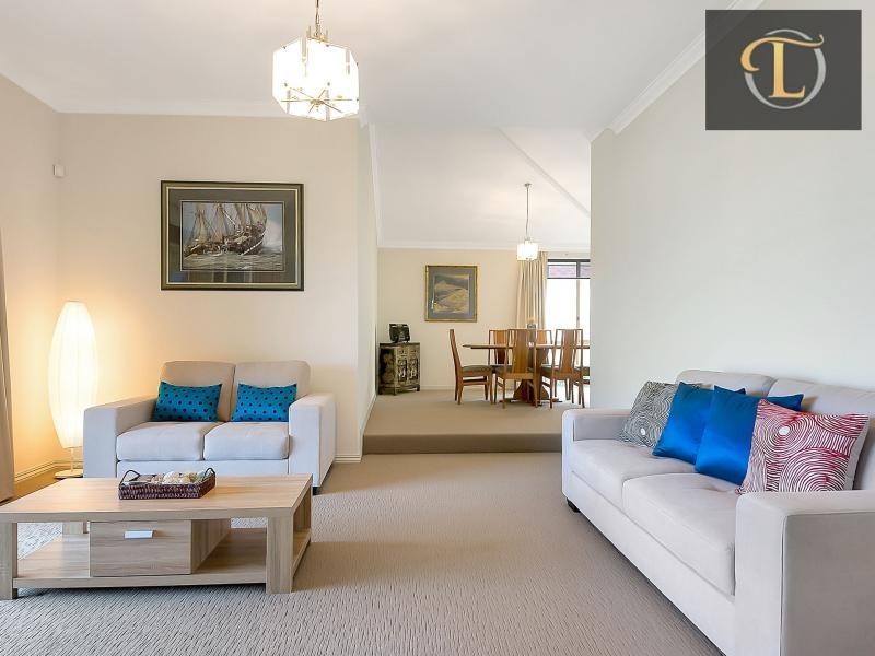 34 Tiller Road, Ocean Reef WA 6027