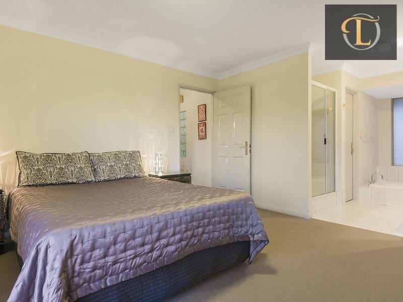 34 Tiller Road, Ocean Reef WA 6027