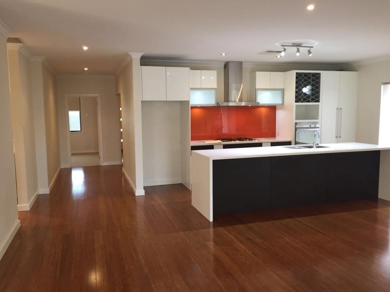 39 Roche Road, Duncraig WA 6023