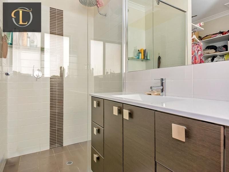 39 Roche Road, Duncraig WA 6023