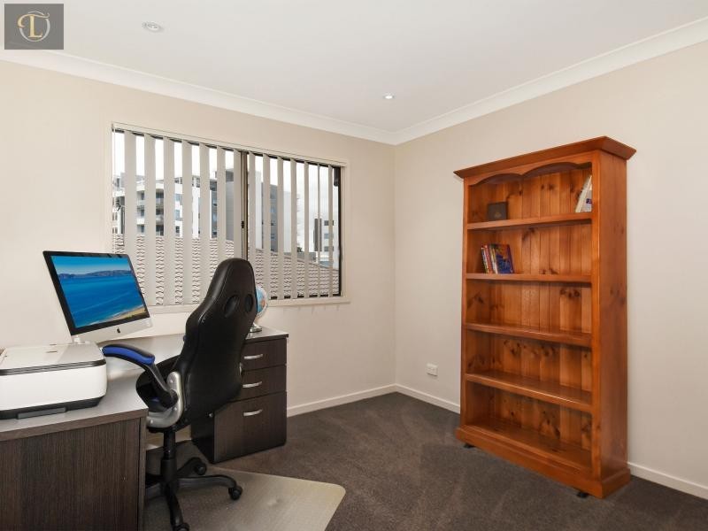 1/2 Compass Drive, Biggera Waters QLD 4216