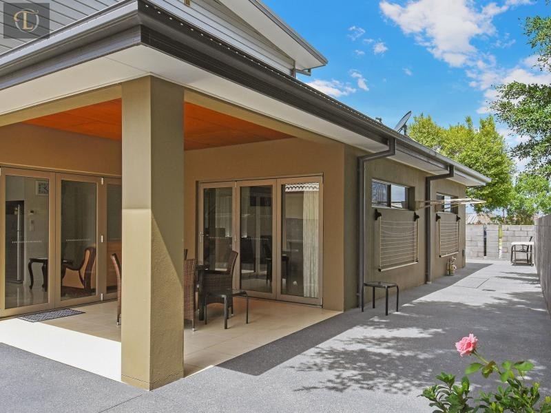 1/2 Compass Drive, Biggera Waters QLD 4216