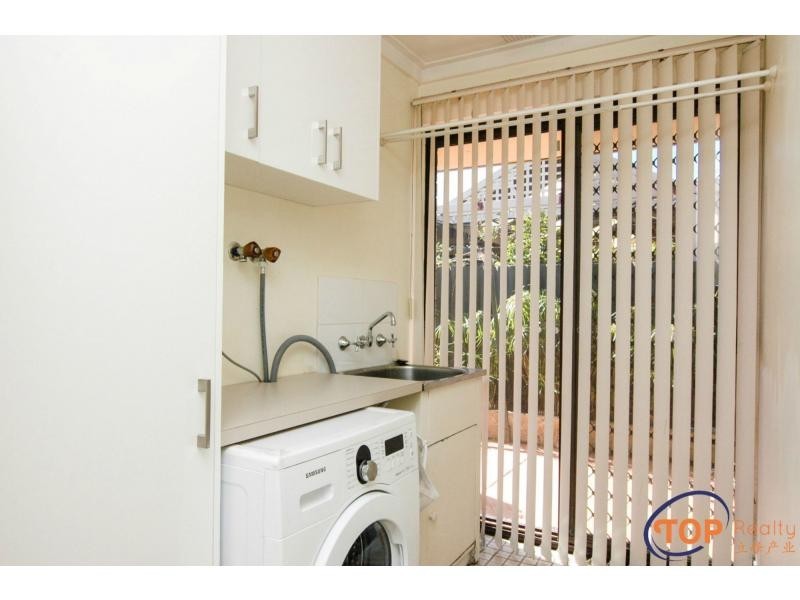 400 High Road, Riverton WA 6148