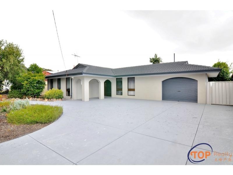 299 Vahland Avenue, Willetton WA 6155