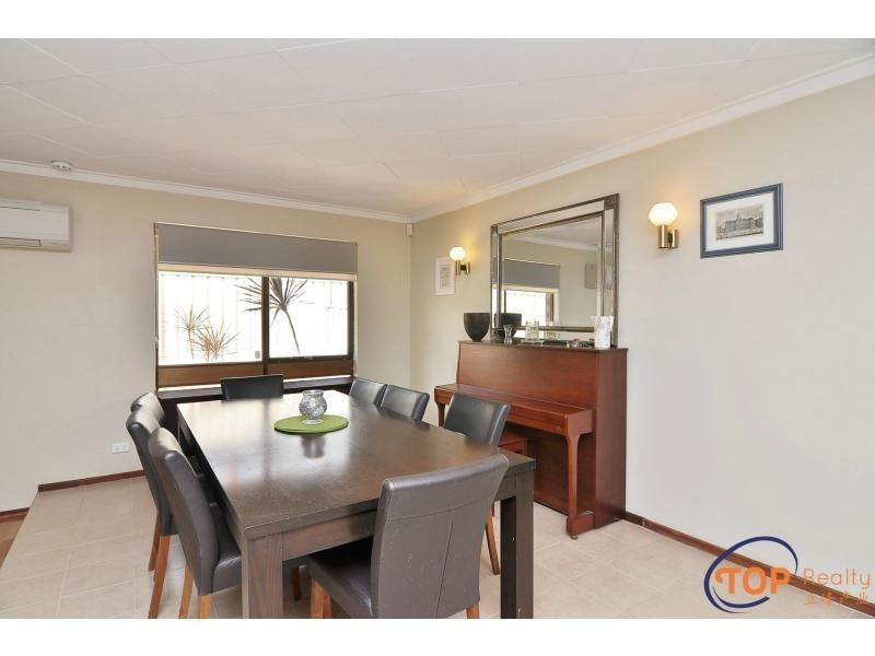 299 Vahland Avenue, Willetton WA 6155