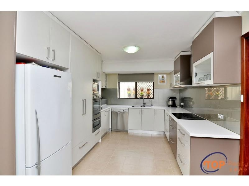 299 Vahland Avenue, Willetton WA 6155