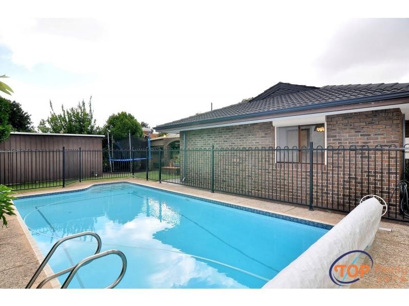 299 Vahland Avenue, Willetton WA 6155