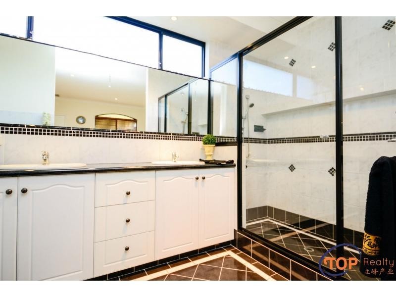 64A Vahland Avenue, Riverton WA 6148