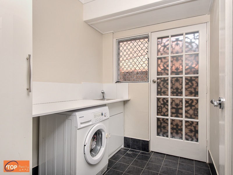 4 Taru Court, Willetton WA 6155