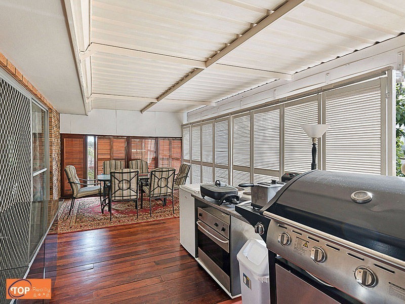 4 Taru Court, Willetton WA 6155