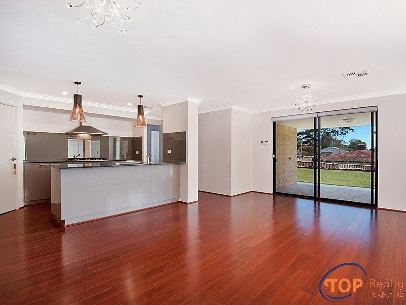 7 Riga Crescent, Willetton WA 6155
