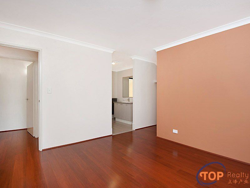 7 Riga Crescent, Willetton WA 6155