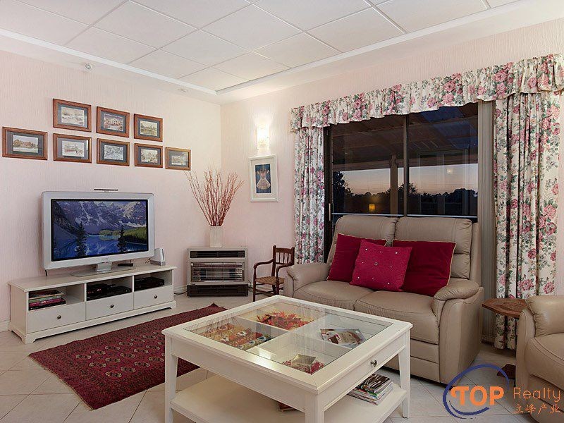 13 Elgon Hill, Willetton WA 6155