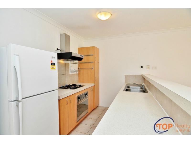 14 Love St, Cloverdale WA 6105